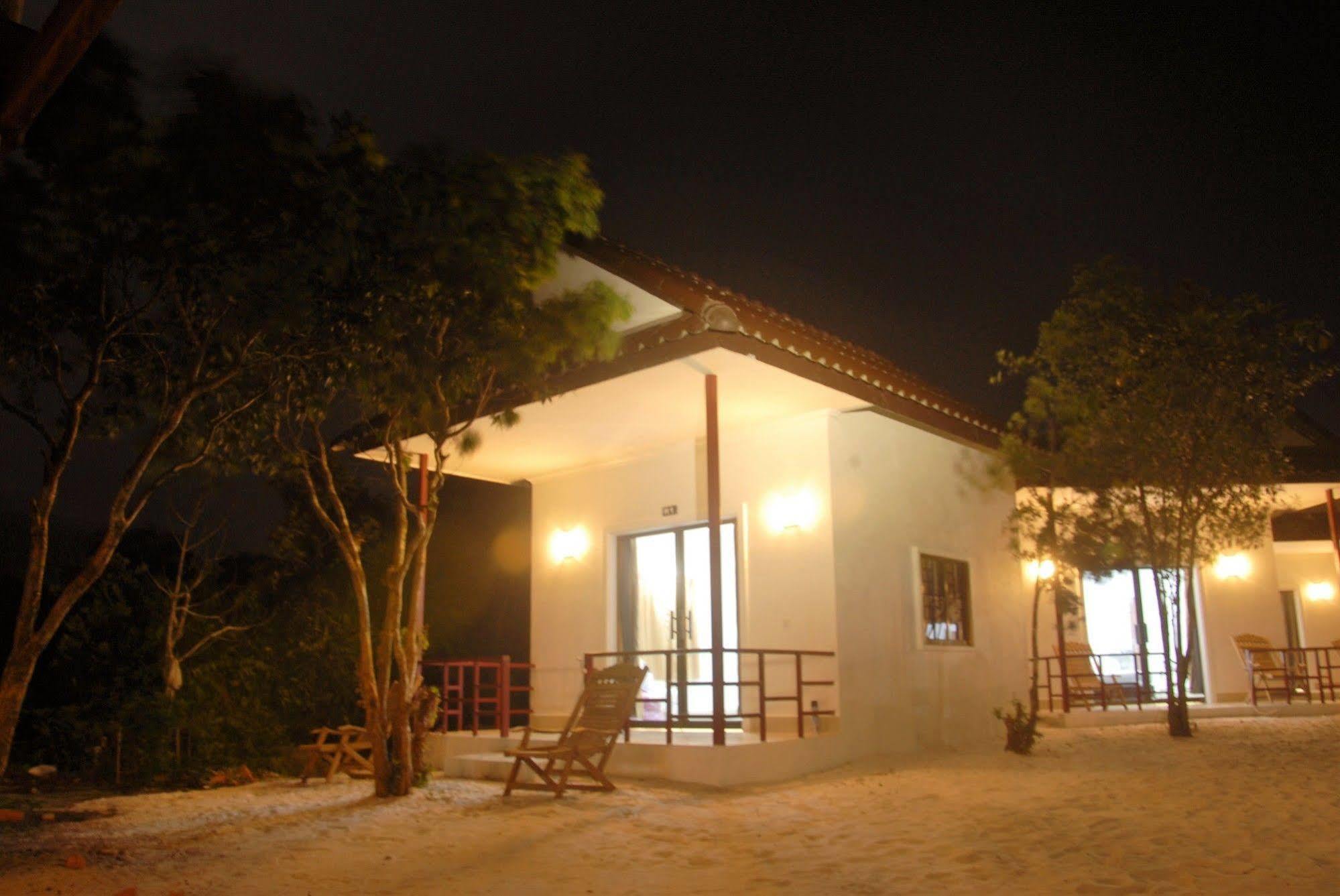 Home Stay Resort Koh Rong Sanloem Esterno foto