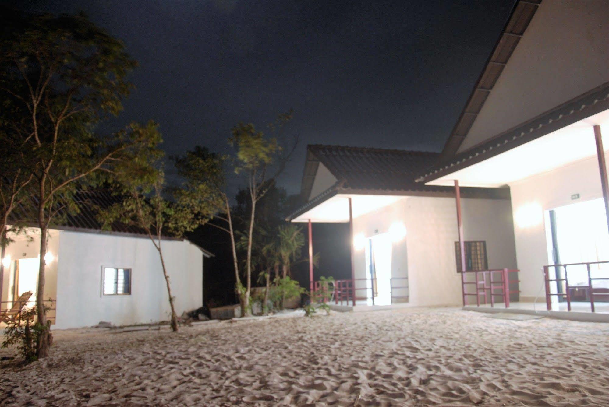 Home Stay Resort Koh Rong Sanloem Esterno foto