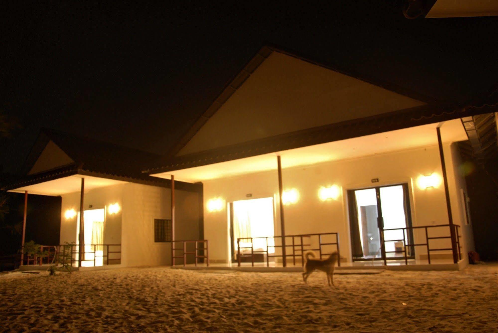 Home Stay Resort Koh Rong Sanloem Esterno foto