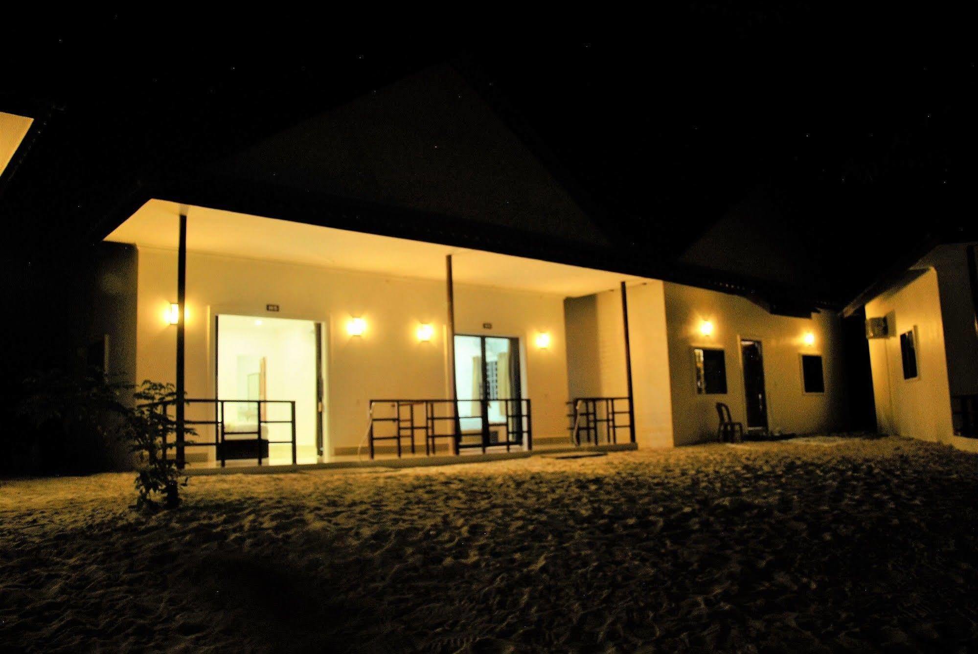 Home Stay Resort Koh Rong Sanloem Esterno foto
