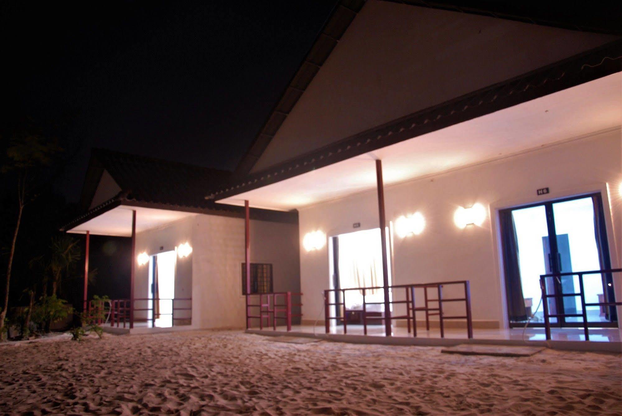 Home Stay Resort Koh Rong Sanloem Esterno foto
